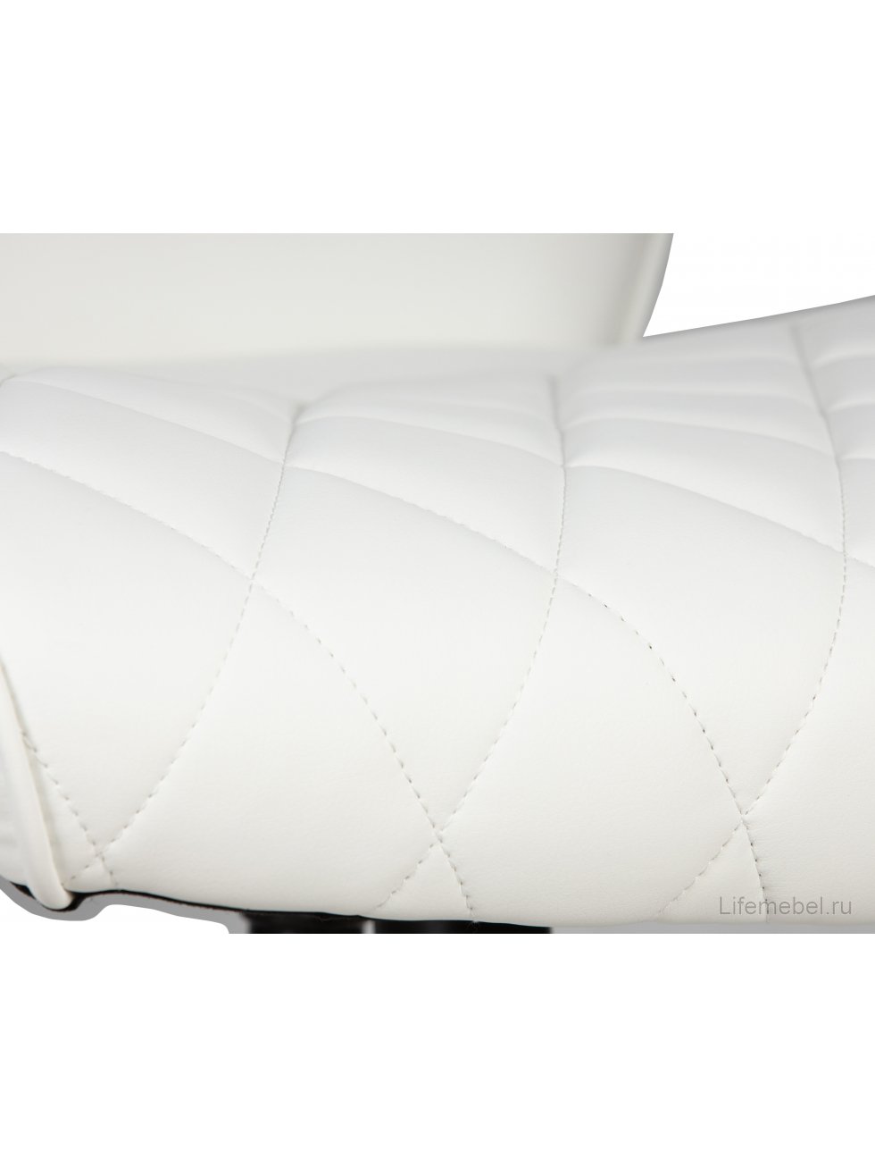 Компьютерное кресло Benjamin белое