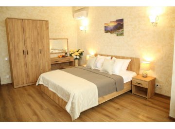 Полутораспальная кровать Виктория ВИ-30