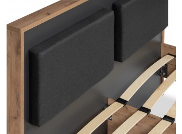 Двуспальная кровать Тхан