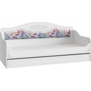 белое дерево