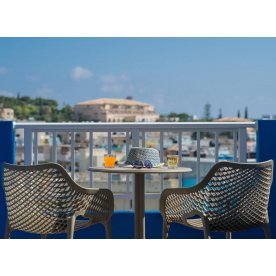 Пластиковое кресло Air