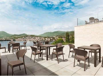 Пластиковый стол Orlando