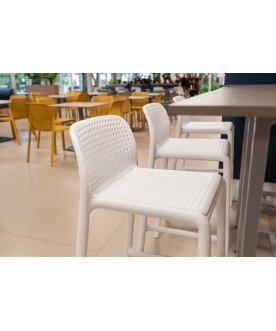 Стул пластиковый полубарный Lido Mini белый