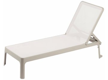 Шезлонг-лежак пластиковый Plano бежевый