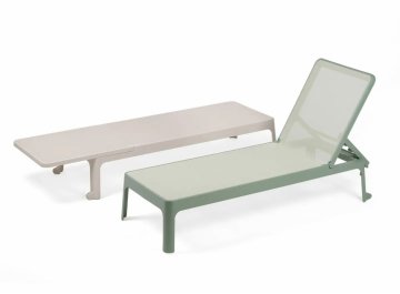 Шезлонг-лежак пластиковый Plano мятный