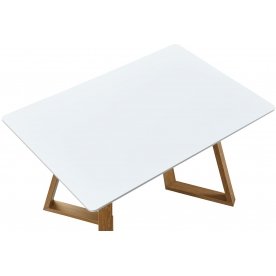 Деревянный стол B-019