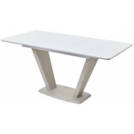 Стеклянный стол Прага