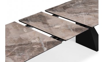 Стеклянный стол Денхольм