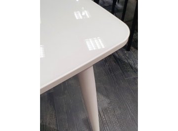 Стеклянный стол Кристина