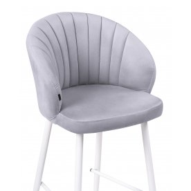 Полубарный стул Бэнбу