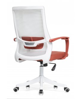 Компьютерное кресло More