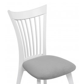 Деревянный стул Лидиос