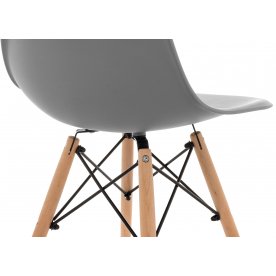 Пластиковый стул Eames
