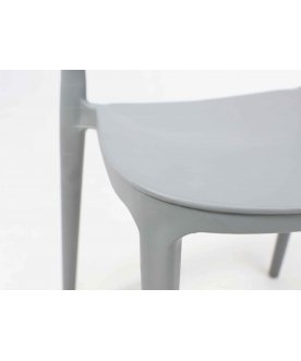 Пластиковый стул Olaf