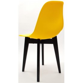 Пластиковый стул Сашш