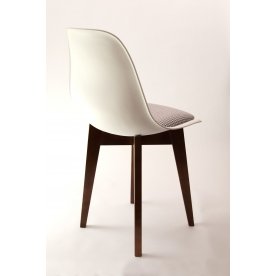 Пластиковый стул Сашш