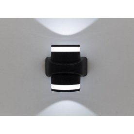 Уличный настенный светильник CLU0004D