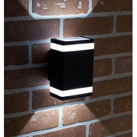 Уличный настенный светильник CLU0005D