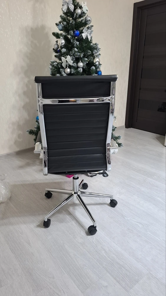 Компьютерное кресло Reus pu black / chrome фото покупателя 24
