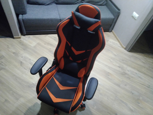 Компьютерное кресло Racer черное / бежевое фото покупателя 152