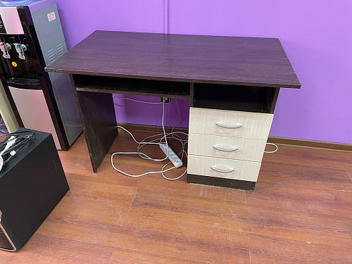 Стол письменный Бриз МДФ волна лайм / ясень светлый фото покупателя 235