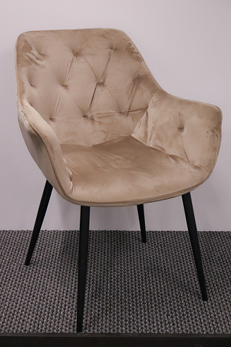 Стул на металлокаркасе Remo champagne / black из шоурума 1