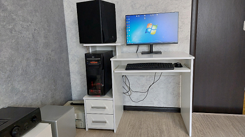 Стол компьютерный Джаз-24 правый белый фото покупателя 109