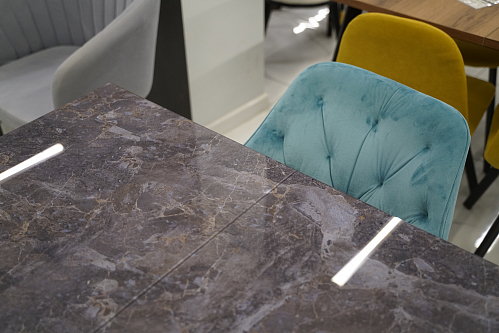 Стеклянный стол Агни 110 королевский мрамор / черный матовый из шоурума 8