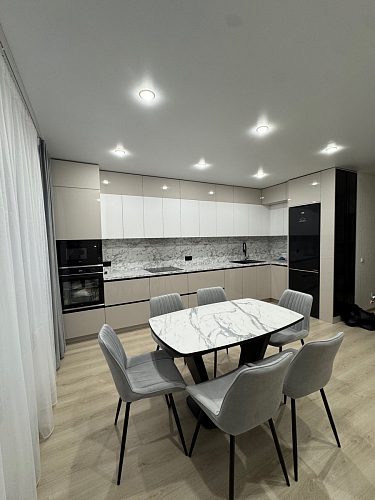 Стул на металлокаркасе Седа 360 К латте (velutto 08) / белый фото покупателя 348