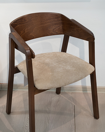 Деревянный стул Dalia bianco беж из шоурума 4