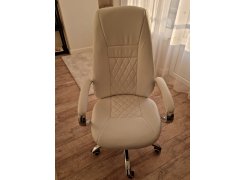 Компьютерное кресло Aragon белое фото покупателя 47