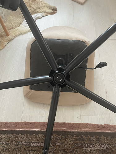 Компьютерное кресло Честер латте / черный фото покупателя 68