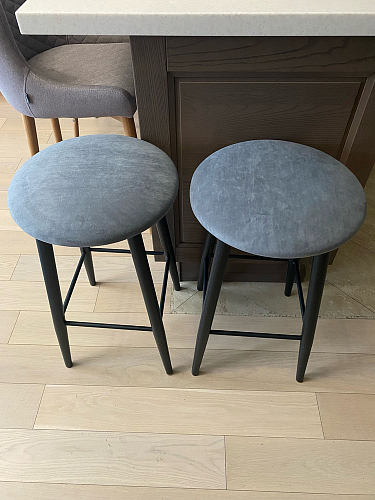 Полубарный стул Гангток катания сильвер / черный матовый фото покупателя 7