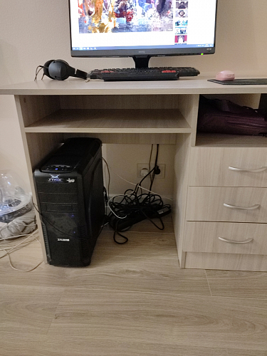 Стол письменный Бриз МДФ волна лайм / ясень светлый фото покупателя 19