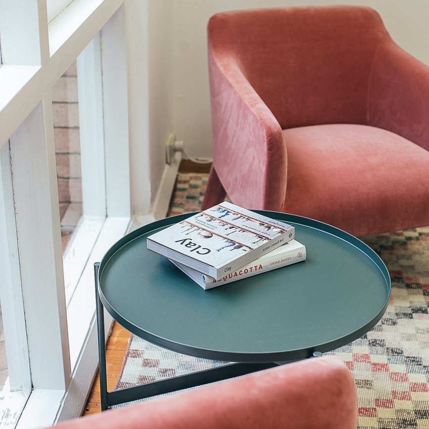 Как выбрать журнальный столик? На что обратить внимание?