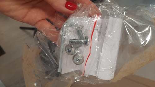 Стул на металлокаркасе Челси бежевый / черный фото покупателя 226