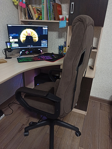 Компьютерное кресло Driver/Драйвер кожзам черный / ткань черный фото покупателя 46