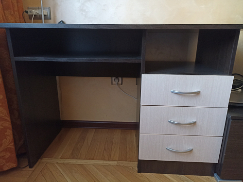 Стол письменный Бриз МДФ волна лайм / ясень светлый фото покупателя 226