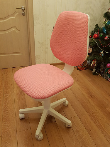 Кресло детское Бюрократ CH-W213 / TW-13A розовый / белый фото покупателя 2