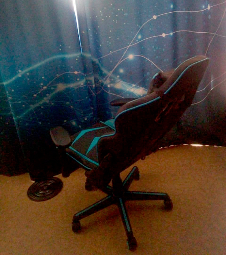 Компьютерное кресло Racer черное / бежевое фото покупателя 35