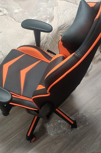 Компьютерное кресло Racer черный / красный / бежевый фото покупателя 42