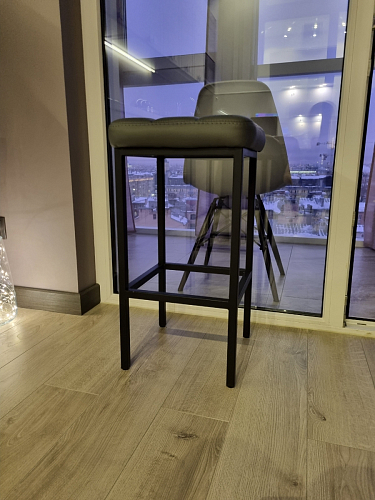 Барный стул Лофт кожзам темно-серый / черный матовый фото покупателя 41