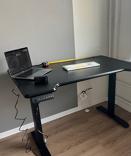 Компьютерный стол Маркос с механизмом подъема 140х80х75 орех кантри / белый фото покупателя 56