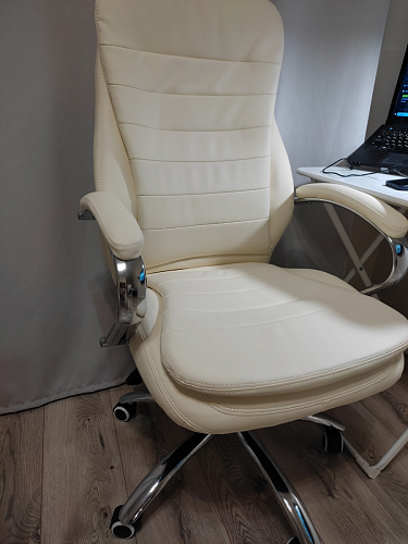 Компьютерное кресло Tomar черное фото покупателя 58