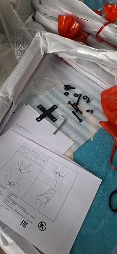 Стул на металлокаркасе Kora green / black фото покупателя 345