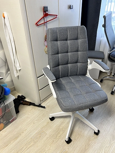 Компьютерное кресло Elga dark gray / white фото покупателя 6