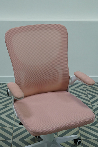 Компьютерное кресло Konfi light gray / blue / white из шоурума 3