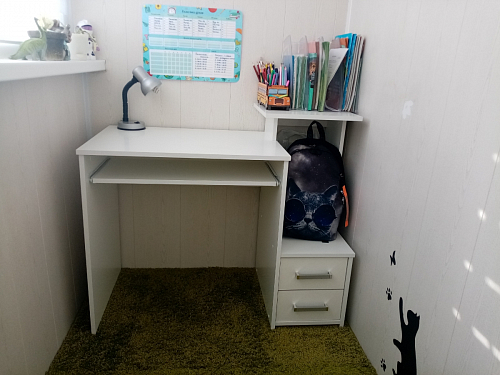 Стол компьютерный Джаз-24 правый белый фото покупателя 82