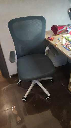 Компьютерное кресло Konfi dark gray / pink / white фото покупателя 198