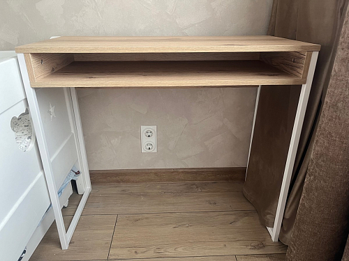 Письменный стол Лео Лофт черный матовый / дуб делано темный фото покупателя 3